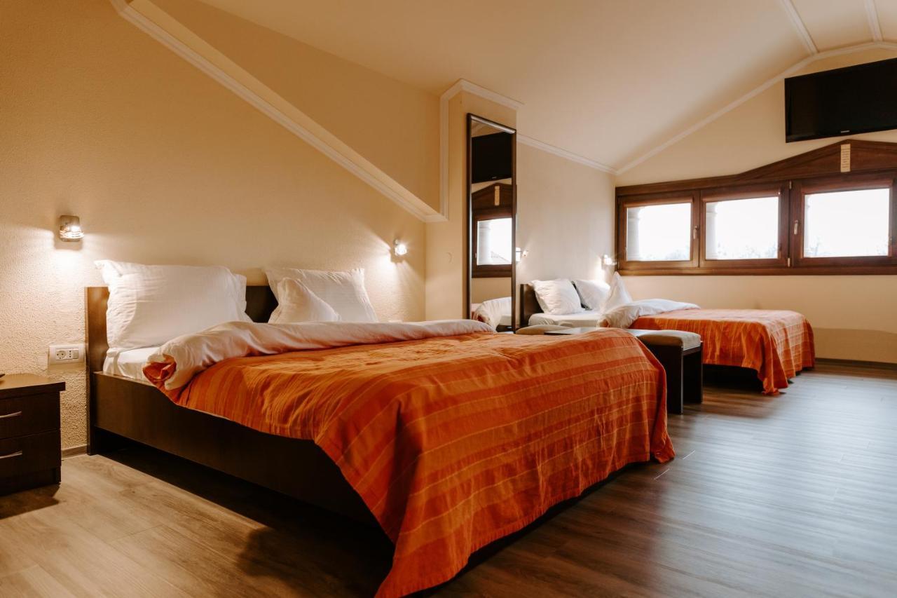 Casa Maria Magdalena Motel Lipova Eksteriør billede