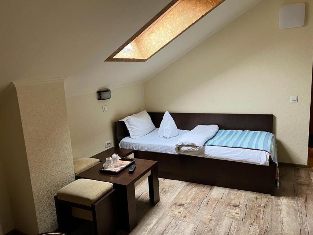 Casa Maria Magdalena Motel Lipova Eksteriør billede